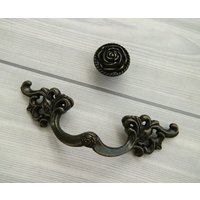 Schubladenknauf Möbelknauf Vintage Möbelgriff Schwarz Weiß Aus Metall von CozyChiccc