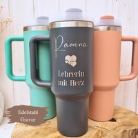 Geschenk Lehrerin 40Oz Tumbler Thermobecher Personalisiert, Tasse Abschiedsgeschenk Lehrer Mit Herz Geschenke Beste Abschied Klasse Geschenk Lehrerin 40Oz Tumbler Thermobecher Personalisiert, Tasse Abschiedsgeschenk Lehrer Mit Herz Geschenke Beste Abschied Klasse von CozyDaysDesign