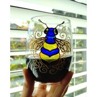 Bee Stemless Becher Hand Bemalt Glas Geschenk Für Ihre Kapazität 13 Unzen Glaswaren Jubiläumsbecher von CozyHome1