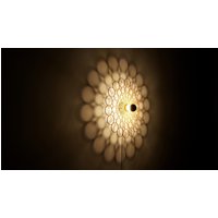 Led Wandleuchte Bubbles - Holz Lampenschirm Schattenlampe Wand Filigrane Wandlampe Mit Wunderschönem Schattenbild von CozyLuminate