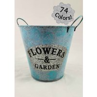 Blumengarten Blecheimer Handbemalter 2-Ton Aqua Shabby Chic Rustikaler Hochzeit Metall Blumentopf Pflanzer von CozyZone