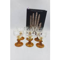 Set Aus Sechs Roemer Weingläsern Mit Rankendekor Vintage Braunem Stem-Ring-Design, C.1970Er Jahre von CozycatVintageShop