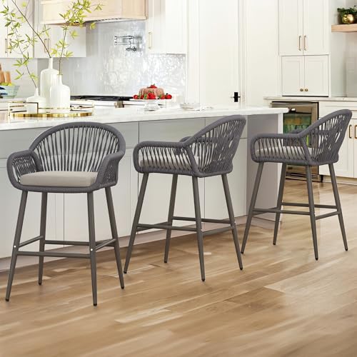 Rattan-Barhocker im Boho-Stil, 68,1 cm, 3 Stück, gewebte Seil-Rückenlehne und Armlehne, Outdoor-Barhocker mit Aluminium-Beinen für Küche, Terrasse, Schiefergrau Rattan-Barhocker im Boho-Stil, 68,1 cm, 3 Stück, gewebte Seil-Rückenlehne und Armlehne, Outdoor-Barhocker mit Aluminium-Beinen für Küche, Terrasse, Schiefergrau von Cozyman
