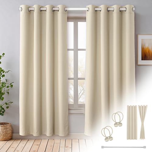 Cozyor Praktisches Set ohne Bohren: 2X Vorhang + 1x Klemmstange 70-120 cm + 2X Raffhalter mit Magnet Blickdicht & verdunkelnd, als Raumteiler, Fenster & Tür Beige Thermovorhang 200x135cm von Cozyor