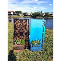 Adressmarker Mit Pflanzgemälde - Pflanzkästchen-Hausnummerschild - Hausnummerschild - Sukkulenten Überwurf-Reclaimed Holz Pflanzer-Adressmarker von CrAveDArts