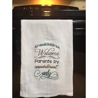 Enkel Begrüßen Eltern Nach Vereinbarung Nur Besticktmehl Sack Handtuch Enkel Begrüßen Eltern Nach Vereinbarung Nur Besticktmehl Sack Handtuch von CraftDivaCreations