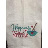 Glück Ist Selbstgemachtes Besticktes Mehlsacktuch Glück Ist Selbstgemachtes Besticktes Mehlsacktuch von CraftDivaCreations