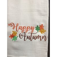 Happy Autumn Besticktes Mehlsacktuch Happy Autumn Besticktes Mehlsacktuch von CraftDivaCreations