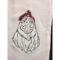 Huhn Trägt Ein Bandana Bestickt Mehl Sack Handtuch Huhn Trägt Ein Bandana Bestickt Mehl Sack Handtuch von CraftDivaCreations