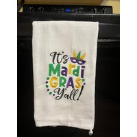 It's Mardi Gras Y'all Besticktes Mehlsacktuch | Geschirrtuch Karneval Handtuch Küchentuch von CraftDivaCreations