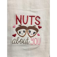 Nüsse Über Sie Valentines Bestickt Mehl Sack Handtuch von CraftDivaCreations