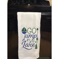 Sprung in Den See Bestickt Mehl Sack Handtuch Sprung in Den See Bestickt Mehl Sack Handtuch von CraftDivaCreations