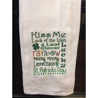 st. Patricks Day Wort Kunst Bestickt Mehl Sack Handtuch st. Patricks Day Wort Kunst Bestickt Mehl Sack Handtuch von CraftDivaCreations
