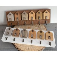 Holz Schlüsselhalter - Haus, Schlüssel Rack, Wand Halter, Aufhänger, Bauernhof Haus Wand-Dekor, Hochzeit, Einweihungsparty von CraftGiftsGM