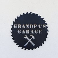 Personalisiertes Sägeblatt-Schild - Sägeblatt Papas Garage Opas Metallgarage Schild Holzarbeiter-Garage Personalisiertes Sägeblatt-Schild - Sägeblatt Papas Garage Opas Metallgarage Schild Holzarbeiter-Garage von CraftSens