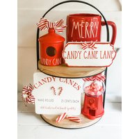 Zuckerstange Schild | Candy Cane Tiered Tablett Dekor Handgeschnittene|Für Sich Stehende Holz Weihnachten Straßenschild| Zeichen von CraftedHiveCulture