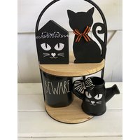 Katzen Holz Haus, Halloween Tiered Tray Dekor, Mini Schwarze Katze Gruseliges Dekor von CraftedHiveCulture