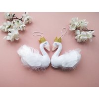 Filz Schwan Dekoration, Prinzessinnen Schlafzimmer Dekor, Baby Mädchen Geschenk, Themen Kinderzimmer, Hängende Verzierung, Mädchendekor von CraftedbystephCo