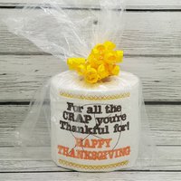 "Für Allen "Happy Thanksgiving" Besticktes Toilettenpapier." von CraftsByRAJA