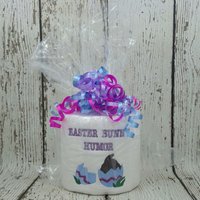 Osterhasen Humor Besticktes Toilettenpapier von CraftsByRAJA