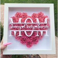 Mom Herzförmige Monogramm-Blumen-Schattenbox | Personalisierte Blumen Geschenkbox Für Mama Oma Nana Benutzerdefinierte Rahmen Geschenk Weihnachten Mom Herzförmige Monogramm-Blumen-Schattenbox | Personalisierte Blumen Geschenkbox Für Mama Oma Nana Benutzerdefinierte Rahmen Geschenk Weihnachten von CraftsWithSuz