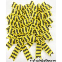 Hummel Dekorative Bögen/Set 12 Bumblebee Stripes Kleine Gelbe Und Schwarze Streifen Theme von CraftsbyBeba