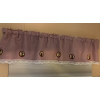 Zauberer Von Oz Schauspielern | 7 Vorhang Valance 10 X 52 Zoll. Privacy Panel 18-24 52". Ooak Set. Vintage Drapery Weight Dusty Mauve Mit Spitze Zauberer Von Oz Schauspielern | 7 Vorhang Valance 10 X 52 Zoll. Privacy Panel 18-24 52". Ooak Set. Vintage Drapery Weight Dusty Mauve Mit Spitze von CraftyByNatureStore