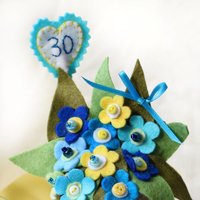 30. Geburtstag Filz Blumentopf Blau & Gelb Blumenstrauß von CraftyJoDesigns
