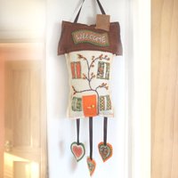 Filzhaus Wandbehang Handgesticktes Willkommensschild von CraftyJoDesigns