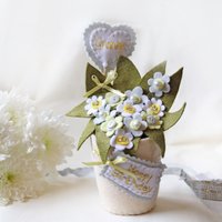 Personalisierter Filz Blumentopf Geschenk Für Oma Oder von CraftyJoDesigns