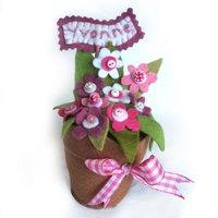 Personalisierter Rosa Filzblumentopf Freundschaftsgeschenk, Schreibtischdeko von CraftyJoDesigns