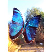 Transparenter Schmetterling Blau 3D Mit Irisierendem Funkelt Für Fenster, Spiegel, Terrasse, Wohnkultur, Einzigartiges Geschenk, Sommerdekoration von Cre8tiveglass