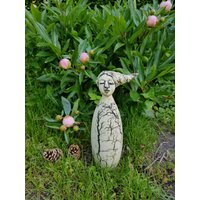 Gartenfee | Haare Nach Rechts Gartenkeramik - Keramik Dekoration Für Garten Gartendeko von CreAktivKERAMIK
