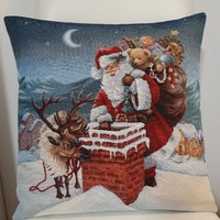 Cremefarbener Jacquard-Gobelin-Kissenbezug Mit Weihnachtsmann Und Rentier Am Kamin, 45 X cm. Trendy Interior Design - Dekokissen Cremefarbener Jacquard-Gobelin-Kissenbezug Mit Weihnachtsmann Und Rentier Am Kamin, 45 X cm. Trendy Interior Design - Dekokissen von CreAlineFrance