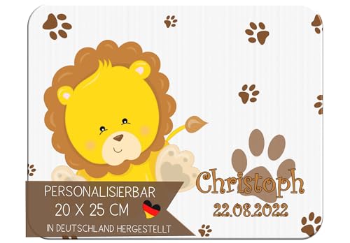 CreaDesign Personalisiertes Kinder Frühstücksbrett mit Namen, 20x25 cm, rutschfestes Schneidebrett aus Kunststoff, Löwe Design, spülmaschinen & mikrowellengeeignet, Schneidbrett für Kinder von CreaDesign