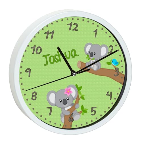 CreaDesign, WU-00-1081-01, Koala Bär Grün Wanduhr für Kinderzimmer, personalisierbar mit Namen, Rahmen weiß, Durchmesser 19,5 cm von CreaDesign