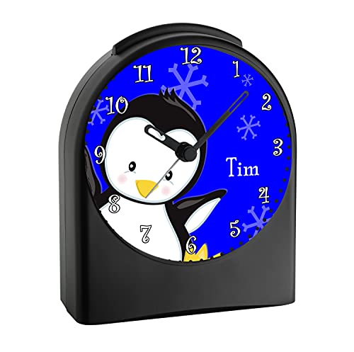 CreaDesign, WU-50-1121-01, Pinguin Farbe Blau, analog Kinderwecker schwarz, Funkwecker ohne Ticken, mit Licht, personalisiert mit Namen, 9,6 x 5,5 x 11,9 cm, 104 g von CreaDesign