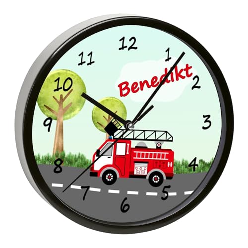 CreaDesign, Wanduhr für Kinderzimmer Feuerwehr Landschaft, Kinderuhr schwarz mit Quarz Uhrwerk, personalisiert mit Name, Durchmesser 19,5 cm CreaDesign, Wanduhr für Kinderzimmer Feuerwehr Landschaft, Kinderuhr schwarz mit Quarz Uhrwerk, personalisiert mit Name, Durchmesser 19,5 cm von CreaDesign