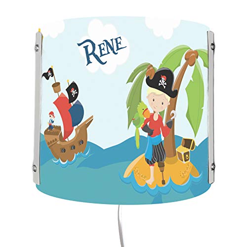 CreaDesign Kinderzimmer Wandlampe personalisiert mit Namen, E14, ideal als Nachtlicht/Schlummerlicht, Lampen Motiv Pirat nah von CreaDesign