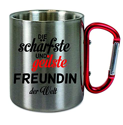 CreaLuxe Edelstahltasse mit Karabiner 'Die schärfste und geilste Freundin der Welt ' Tasse bedruckt, Kaffeetasse, Bürotasse, Metalltasse mit Name von Crealuxe