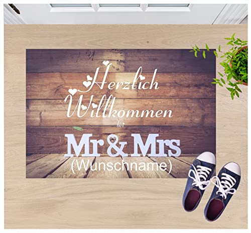 Crealuxe Fussmatte mit Wunschtext/Wunschname MR & MRS - 60x40 cm - Gummi Rückseite/rutschfest - Filzoberfläche - Bedruckte Türmatte - Innenmatte von Crealuxe