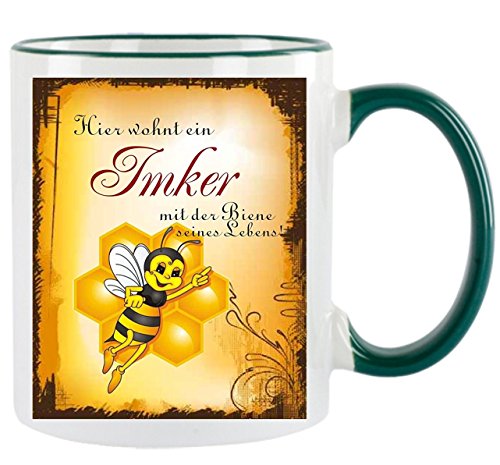 Hier wohnt ein Imker mit der Biene seines Lebens - Kaffeetasse mit Motiv, Tasse mit Druck, auch individuell mit Spruch, Foto, Wunschtext, Wunschname (Grün) von Crealuxe