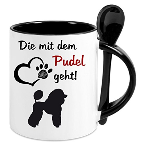 Kaffeetasse m. Löffel - Die mit dem Pudel geht - Kaffeetasse mit Motiv, bedruckte Tasse mit Sprüchen o. Bildern - auch indiv. Gestaltung nach Kundenwunsch (schwarz) von Crealuxe