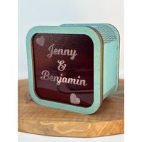 Spardose Mit Sparziel //Rot //Plexiglas Personalisiert //Männergeschenk //Dein Sparwunsch //Individuell //Sparbüchse //Kasse //Geldziel Spardose Mit Sparziel //Rot //Plexiglas Personalisiert //Männergeschenk //Dein Sparwunsch //Individuell //Sparbüchse //Kasse //Geldziel von CreatX2023