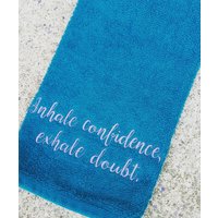 Inhale Confidence Sweat Handtuch Gym & Yoga Fitness Geschenk von Create2MotivateGifts