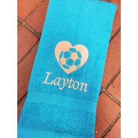 Personalisiertes Fußballherz-Fitnesstuch Sportgeschenk von Create2MotivateGifts