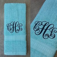 Vine Monogram Sweat Towel Personalisiertes Gym Handtuch, Inspirational Geschenk von Create2MotivateGifts
