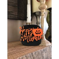 Happy Halloween Schild von CreatedbyAmyLou