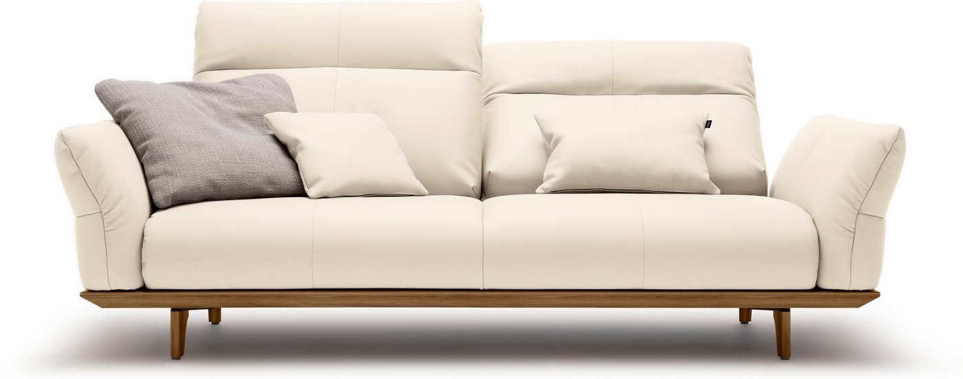 Creation BY ROLF BENZ 3-Sitzer CR.460 Designsofa mit erstklassigem Sitzkomfort, Sockel in Nussbaum, Füße Nussbaum, Breite 208 cm Creation BY ROLF BENZ 3-Sitzer CR.460 Designsofa mit erstklassigem Sitzkomfort, Sockel in Nussbaum, Füße Nussbaum, Breite 208 cm von Creation BY ROLF BENZ