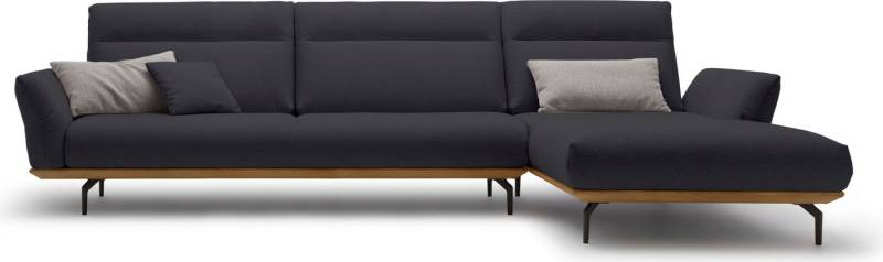 Creation BY ROLF BENZ Ecksofa CR.460, Sockel in Nussbaum, Winkelfüße in Umbragrau, Breite 338 cm von Creation BY ROLF BENZ